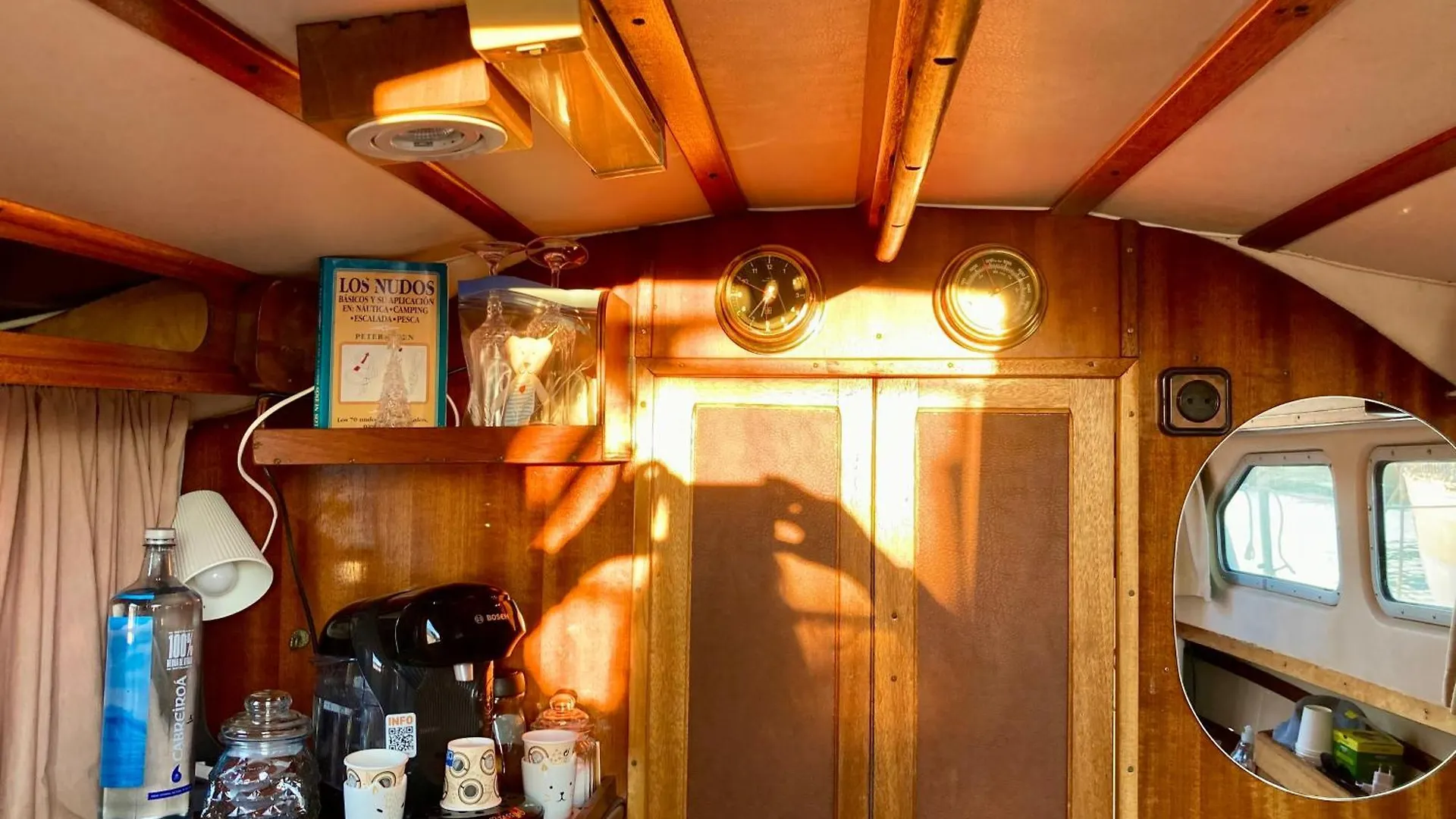 Botel Hotel Relajate Al Sol Cerca De Barcelona