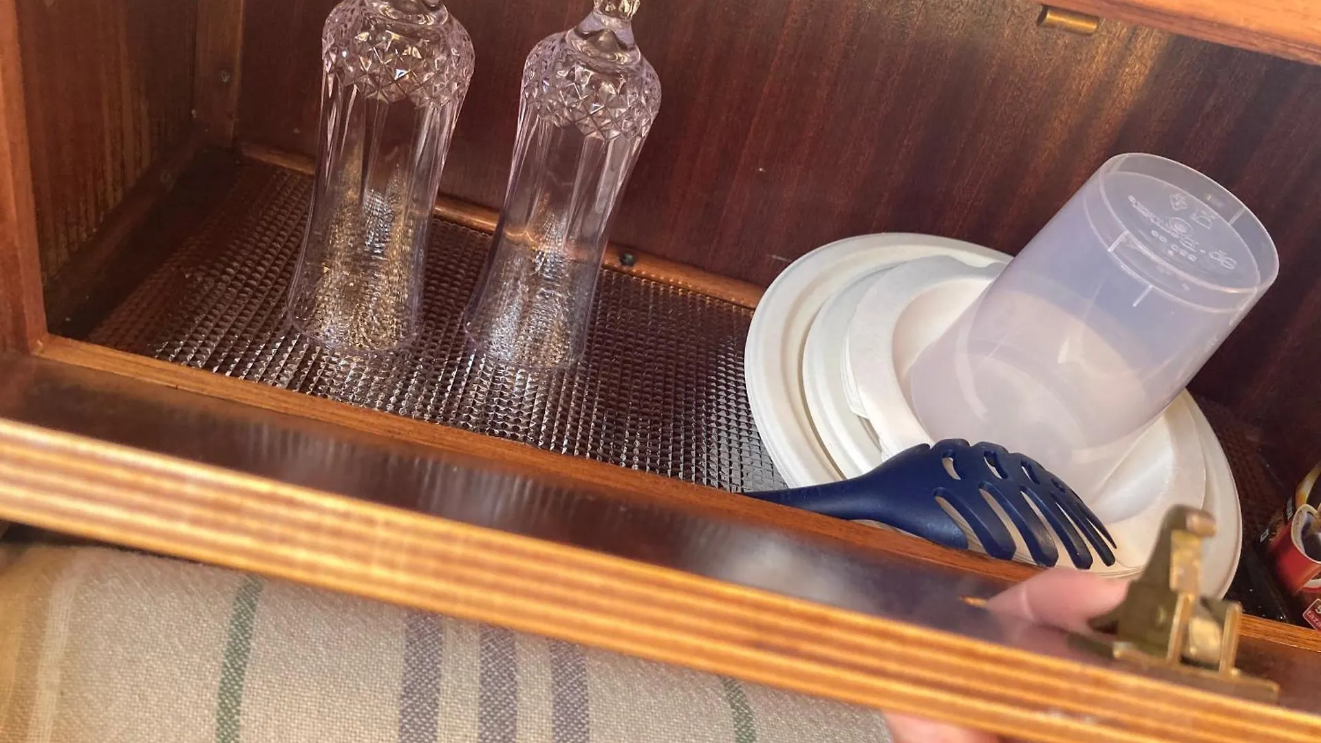 Relajate Al Sol Cerca De Barcelona Hotel Botel